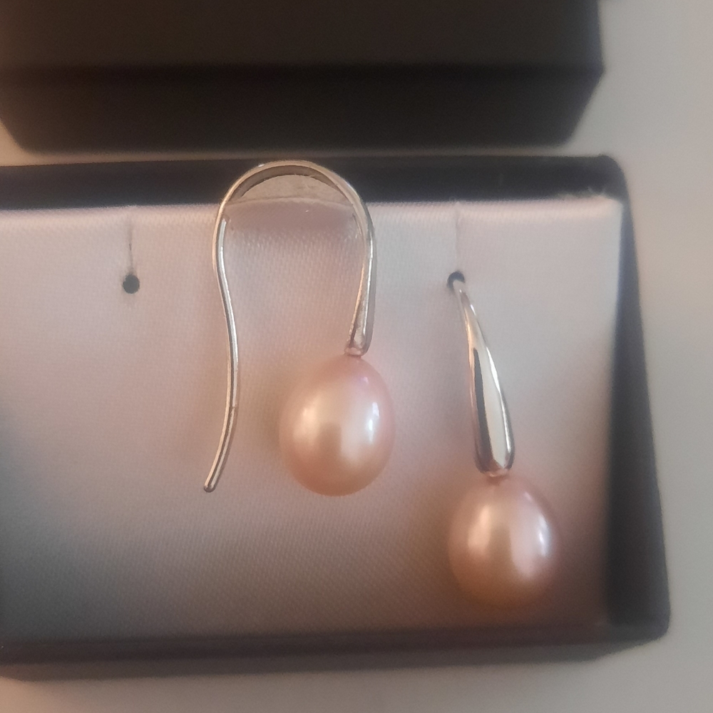 COPY - Honora pink pearl drop earrings.